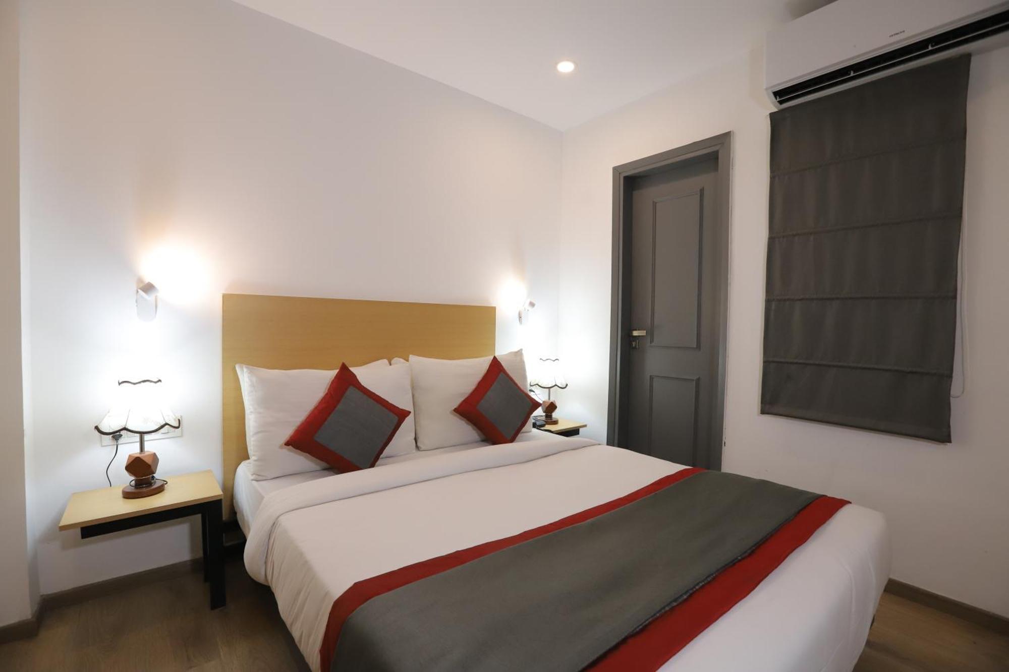 Qotel Hotel Ip Residency East Delhi Preet Vihar Ню Делхи Екстериор снимка