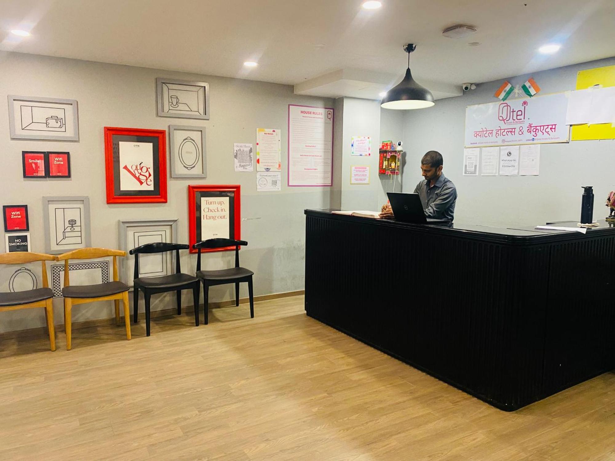 Qotel Hotel Ip Residency East Delhi Preet Vihar Ню Делхи Екстериор снимка